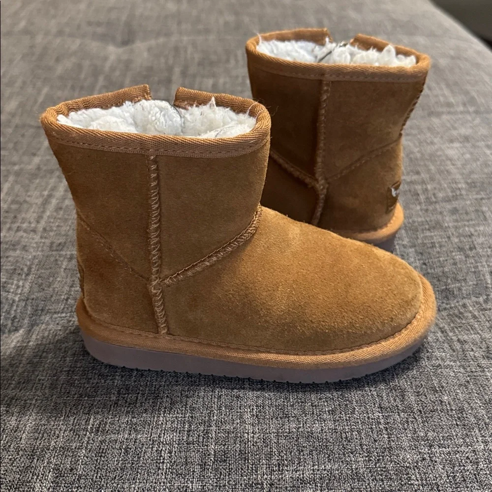 Koolaburra by UGG Kids T Koola Mini Boot Chestnut – Size US 9 (EU 26)